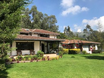QUINTA EN VENTA – ONTANEDA, CONOCOTO, VALLE DE LOS CHILLOS