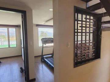 CASA EN VENTA – MIRASIERRA, VALLE DE LOS CHILLOS