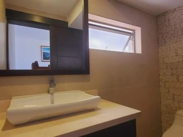 CASA EN VENTA – MIRASIERRA, VALLE DE LOS CHILLOS
