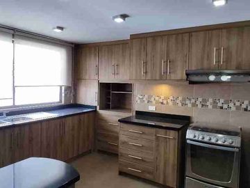 Vendo o rento duplex 3 D, con terraza amplia y 2 Parqueaderos