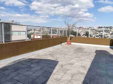 Vendo o rento duplex 3 D, con terraza amplia y 2 Parqueaderos