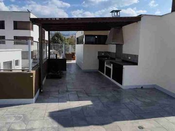 Vendo o rento duplex 3 D, con terraza amplia y 2 Parqueaderos