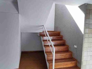 Vendo o rento duplex 3 D, con terraza amplia y 2 Parqueaderos