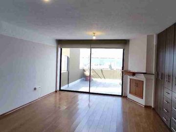 Vendo o rento duplex 3 D, con terraza amplia y 2 Parqueaderos