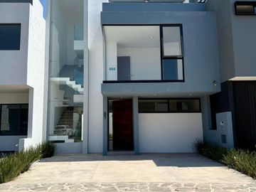 Casa Nueva en Valle Imperial, Zapopan Excelente Precio