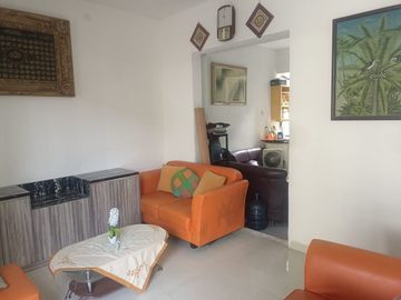 Rumah Mutiara City Sidoarjo Minimalis Carport