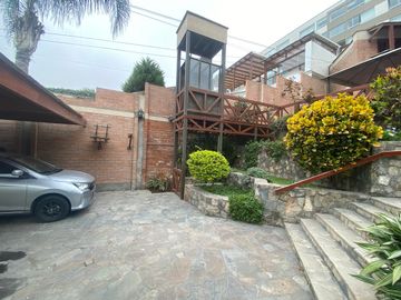OPORTUNIDAD MUY CENTRICO CERCA A TODO