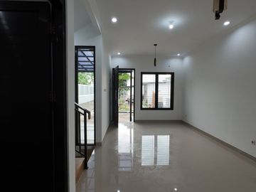 Rumah Dijual Siap Huni 2 Lantai Jatiasih Bekasi, Cluster Jual Murah