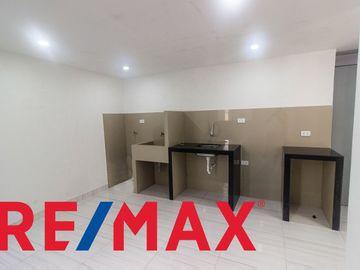 SE VENDE MINI DEPARTAMENTO EN SAN JUAN DE MIRAFLORES CERCA A LA AVENIDA SAN JUAN EN CUARTO PISO