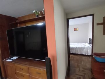 🏡 ¡Vive en el corazón de San Borja, a pasos del Pentagonito! Amplia Casa de 3 Pisos + Azotea | Ideal para Familias Grandes o Inversión Mixta