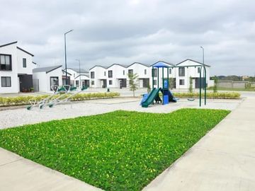 Se VENDE Casa en Urb Valle Norte VIa a La Aurora Km 6 Salitre, Guayaquil