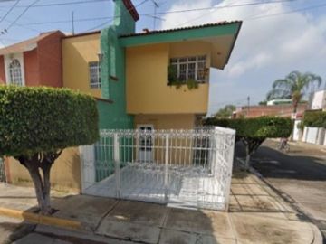 EXCELENTE OPORTUNIDAD DE ADQUIRIR CASA EN MICHOACAN