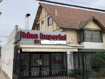 Vendo Casa en Primera Linea Comercial