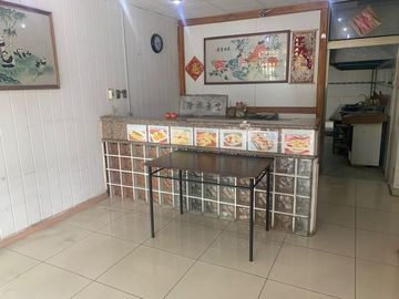 Vendo Casa en Primera Linea Comercial