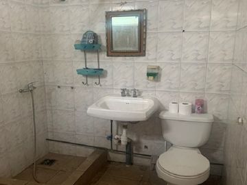 Vendo Casa en Primera Linea Comercial