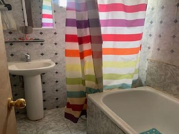 Vendo Casa en Primera Linea Comercial