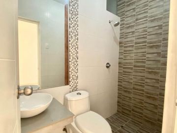 AMPLIA CASA EN VENTA - URB. MIRAFLORES COUNTRY CLUB -PIURA