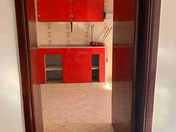 San Miguel: se vende casa con cuatro dormitorios, un departamento y cuarto de servicio.