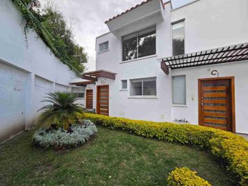 VENDO CASA A ESTRENAR EN SAN JUAN DE CUMBAYA