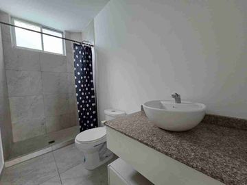VENDO CASA A ESTRENAR EN SAN JUAN DE CUMBAYA