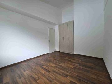 VENDO CASA A ESTRENAR EN SAN JUAN DE CUMBAYA