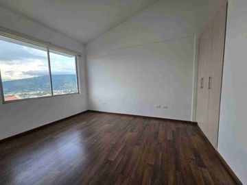 VENDO CASA A ESTRENAR EN SAN JUAN DE CUMBAYA