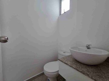 VENDO CASA A ESTRENAR EN SAN JUAN DE CUMBAYA