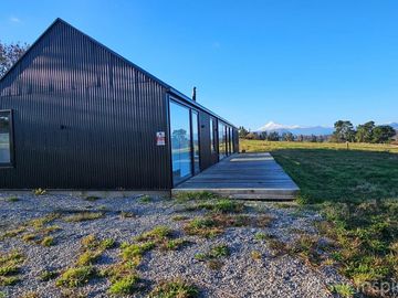 Espectacular Casa Nordhaus con Vista al Lago Panguipulli y Volcán Villarrica