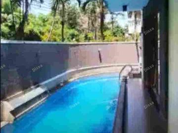 RUMAH ASRI TERAWAT + KOLAM RENANG  SIAP HUNI DI BINTARO JAKARTA SELATAN