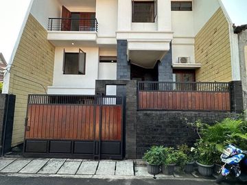 Rumah Dijual SIAP HUNI Jakarta Timur Area Pulo Gadung Dekat Tol Rawamangun UNJ Jaktim [AR116]