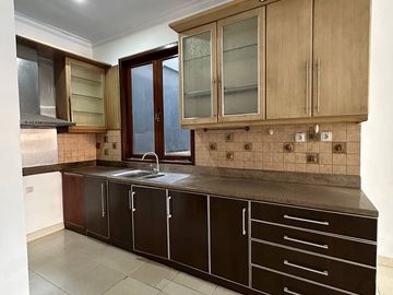 Rumah Dijual SIAP HUNI Jakarta Timur Area Pulo Gadung Dekat Tol Rawamangun UNJ Jaktim [AR116]