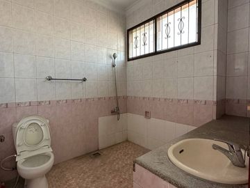 Rumah Dijual SIAP HUNI Jakarta Timur Area Pulo Gadung Dekat Tol Rawamangun UNJ Jaktim [AR116]