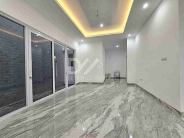 Dijual Rumah Cantik Hook Bangunan Baru di Bintaro Sektor 9