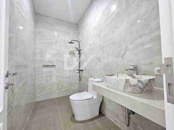 Dijual Rumah Cantik Hook Bangunan Baru di Bintaro Sektor 9
