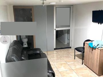 Casa de venta en sector La Carolina a 1 cuadra de la 6 de Diciembre