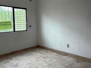 SE RENTA BONITO DEPARTAMENTO PARA OFICINAS, CONSULTORIOS O DEPAACHOS