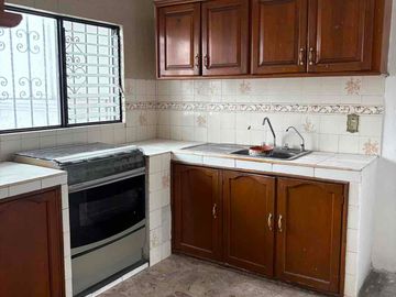 SE RENTA BONITO DEPARTAMENTO PARA OFICINAS, CONSULTORIOS O DEPAACHOS
