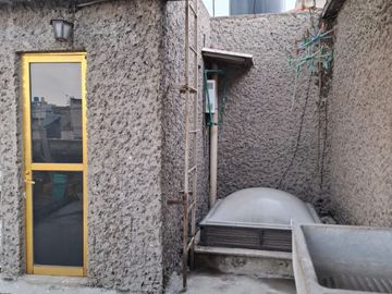 FORMIDABLE CASA EN VENTA CON OFICINAS COL. EVOLUCIÓN, NEZAHUALCOYOTL