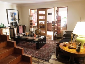 Venta Gran casa en Manquehue Oriente 6 dorm.