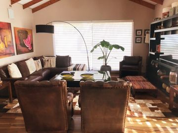 Venta Gran casa en Manquehue Oriente 6 dorm.