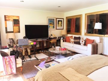Venta Gran casa en Manquehue Oriente 6 dorm.