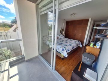 Se Arrienda Departamento, 147mt2., terraza, 3 dormitorios, piscina sector Tumbaco