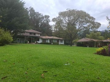 Hermosa quinta en venta en el Valle de Los Chillos