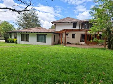Hermosa quinta en venta en el Valle de Los Chillos