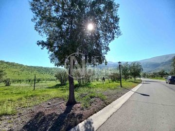 TERRENO CON VISTA HACIA CANCHA DE GOLF