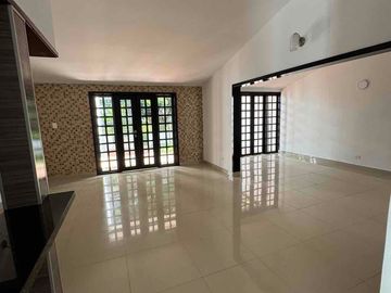 vendo espectacular casa grande en el refugio sur de cali