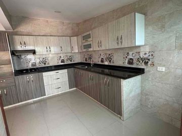 vendo espectacular casa grande en el refugio sur de cali