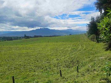 Hacienda Ganadera de venta en Aloag