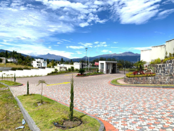 TERRENO EN VENTA URBANIZACION NAVARRA II SANGOLQUI
