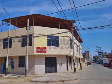 VENDO CASA EN EL CENTRO DE PIURA, CERCA AL HOSPITAL REATEGUI PIURA